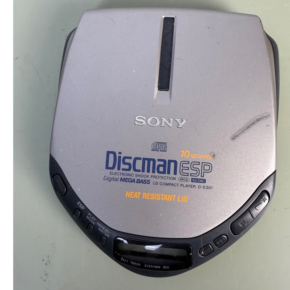 Sony Discman ESP D-E301 portable CD player ESP Mega Bass Vintage Y2K Tech